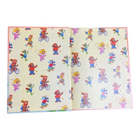 Children Book's Jim Henson's What's Fair Is Fair - Picture 2 of 7